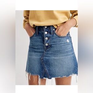 Madewell Rigid Denim Button Front Chewed Hem A-Line Mini Skirt Hughes Wash 27